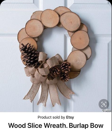 Wood Round Wreath, Wood Wreath Ideas, Wooden Wreath Ideas, Gingerbread House Ideas, The Best Dessert, Wooden Christmas Crafts, Easy Diy Wreaths, Boho Crafts Diy, Noel Diy