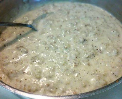 Buttermilk Sausage Gravy! @allthecooks #recipe #breakfast #gravy #sausage #buttermilk #sauce Buttermilk Gravy, Recipe For Buttermilk, Make Buttermilk, Make Sausage, Sausage Gravy Recipe, How To Make Buttermilk, Buttermilk Recipes, Healthy Recipes Easy Snacks, Sausage Patty