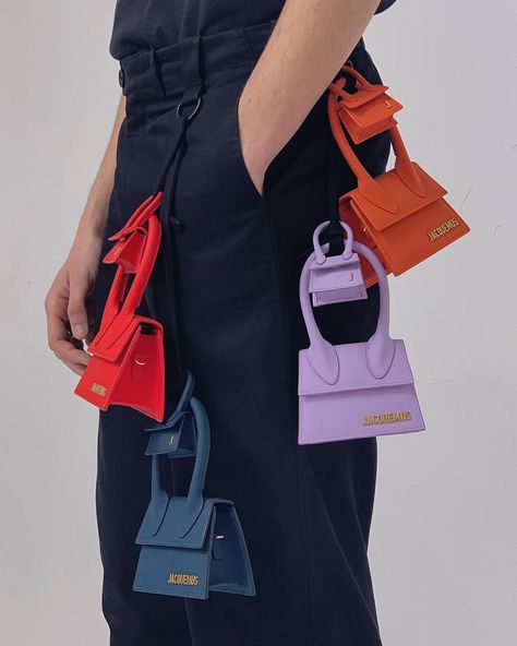 Jacquemas Le Petit Chiquito bag, now available for pre-order Sac Michael Kors, Tiny Bags, Jacquemus Bag, Micro Bags, Micro Bag, Cheap Womens Clothing, Bag Trends, 가을 패션, Lady Dior