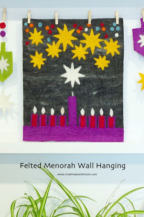 Menorah Diy, Felt Crafts For Kids, Hanukkah Craft, Hanukkah Diy, Diy Hanukkah, Hanukkah Lights, Everyday Crafts, Hanukkah Crafts, Felt Wall Hanging