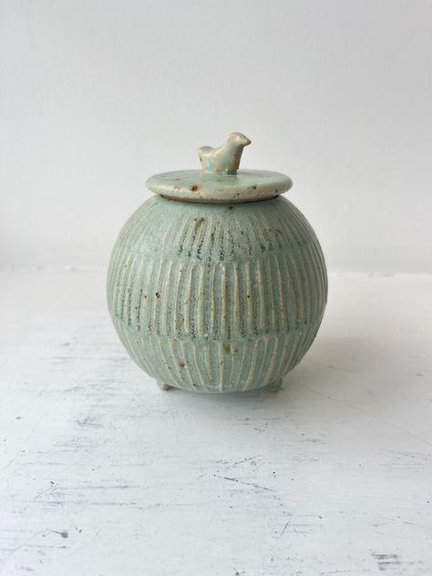 Danish ceramic jar container with lid. Handcrafted footed pottery jar decorated with carvings and a bird on lid. Perfect for jam or sugar. - Etsy 日本 Pottery Lidded Vessels, Pots With Lids Pottery, Ceramic Pot With Lid, Ceramic Lidded Vessels, Ceramic Jars With Lids, Danish Background, Lidded Jars Pottery, Jars Pottery, Lidded Pottery