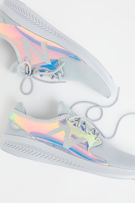 These Iridescent New Balance Sneakers Are All We Want in Life (Plus They’re Super Affordable!) Tennis Shoes Outfit Work, Tennis Shoe Outfits Summer, New Balance Outfit, Tennis Shoes Outfit, Womens Tennis Shoes, Nike Tennis Shoes, New Balance Sneakers, Trendy Sneakers, Sneakers Outfit