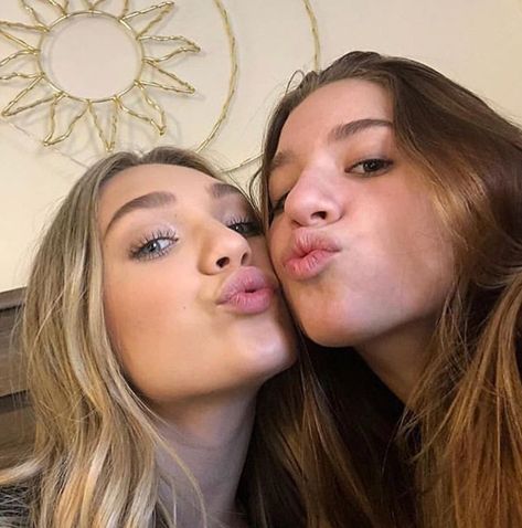 Kenzie Ziegler And Maddie, Kenzie And Maddie Ziegler, Maddie Ziegler Instagram, Maddie And Kenzie Ziegler, Ziegler Sisters, Mackenzie And Maddie, Kenzie And Maddie, Maddie And Mackenzie Ziegler, Mack Z