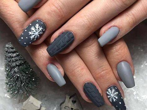 Grey Christmas Nails, Winter Nail Polish, Unghie Nail Art, December Nails, Winter Nails Acrylic, Christmas Gel Nails, Sweater Nails, Smink Inspiration, Snowflake Nails