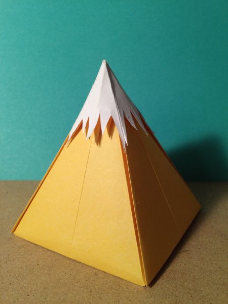 origami mountain test 1 Pyramid Project Ideas, Conscious Art, Mountain Crafts, Handmade Poster, Children's Church Crafts, Poster Project, Fun Fall Crafts, Consciousness Art, Changing The World