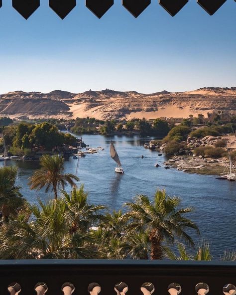 Aswan Egypt, Egypt Aesthetic, Desert Vibes, Cairo Egypt, Pretty Places, Travel Inspo, Oh The Places Youll Go, Cairo, Dream Vacations