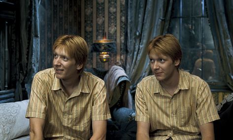 Ah, good old Gred and Forge. Wesley Twins, George And Fred Weasley, Grimmauld Place, The Weasleys, Fred George Weasley, Weasley Aesthetic, The Weasley Twins, James Phelps, James And Oliver Phelps