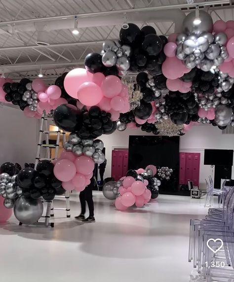 Sneaker Ball Pink Dress, 16 Wishes Themed Birthday Party, Play Boy Party Decoration, Black And Pink Birthday Theme Sweet 16, Baddie Birthday Decorations, Sweet 16 Pink And Black Theme, Black And Pink 18th Birthday Ideas, Pink Prom Send Off Decorations, 18th Birthday Venue Ideas