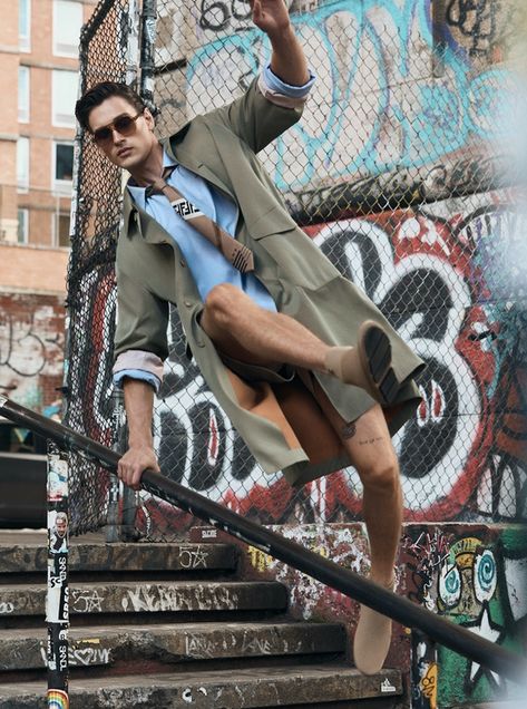 Jegor Venned’s Shorts Are the Star of GQ Portugal Jegor Venned, Latest Sunglasses, Streets Of New York, Concrete Jungle, New York Street, Summer Staples, Short Suit, Mens Activewear, Celebrities Male