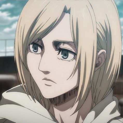 Female Titan, Atack Ao Titan, Aot Anime, Annie Leonhart, Anime Suggestions, Humanoid Creatures, Aot Characters, Titans Anime, Sakura Card