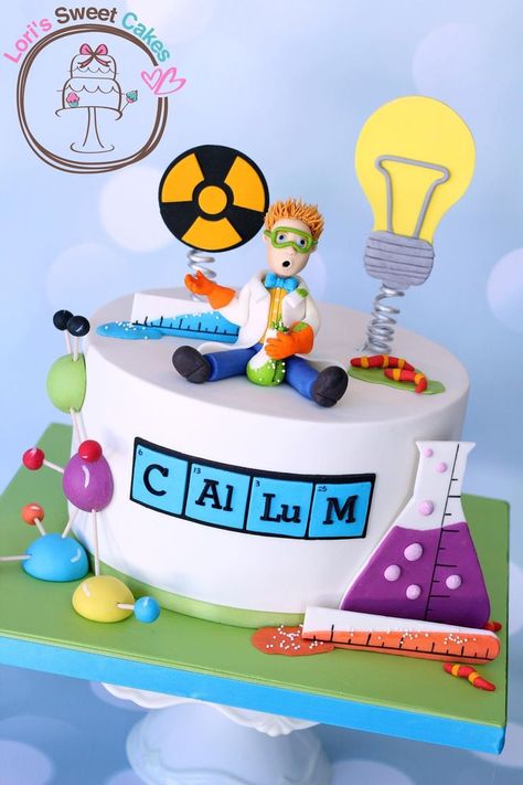 Science Cakes mad scientist/chemistry birthday party Birthday Cake Boys, Science Cake, Science Birthday Party Ideas, Scientist Birthday Party, Mad Scientist Birthday, Mad Science Party, Scientist Birthday, Mad Scientist Party, Bolo Red Velvet