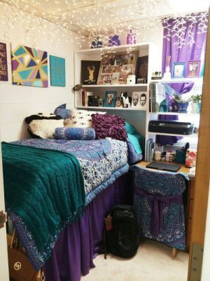 Living in Penn State dorm rooms (especially if it's your first time) is not only exciting, but can also make you slightly homesick. Like many schools, it is difficult at first adjusting to an unfamiliar new "home." These amazing Penn State dorm rooms are... Dorm Color Schemes, Purple Dorm Rooms, Dorm Colors, Purple Dorm, Dorm Sweet Dorm, Dorm Inspiration, Dorm Diy, Dorm Room Diy, Cool Dorm Rooms