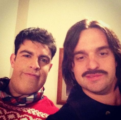 Nick And Schmidt, Nick New Girl, New Girl Memes, New Girl Cast, New Girl Schmidt, Jake Johnson, Nick Miller, Hey Girl, New Girl