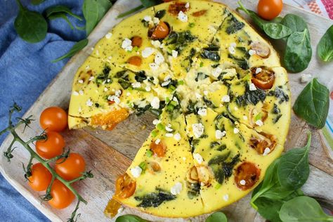 Weight Watchers Crustless Quiche Quiche Recipes Breakfast, Weight Watchers Quiche, Easy Low Calorie Breakfast, Quiche With Broccoli, Quiche With Spinach, California Salad, Tea Egg, Sauteed Tomatoes, Breakfast Quiche Recipes