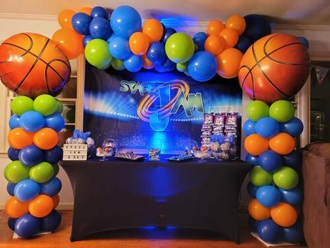 Space Jam Photo Shoot, Space Jam Balloon Garland, Space Jam Birthday Party, Space Jam Party, Space Jam Theme Party, Space Jam Theme Birthday Party, Space Jam Theme, Looney Tunes Party, Looney Tunes Space Jam