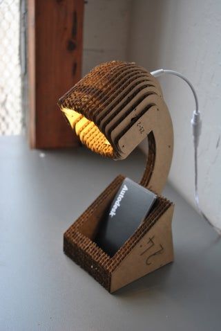 Desktop Lamp Simple. : 4 Steps (with Pictures) - Instructables Desk Lamp Ideas, Cardboard Model, Diy Water Fountain, Desktop Lamp, Cardboard Design, Quick And Easy Crafts, Lamp Ideas, Creative Lamps, Make A Table