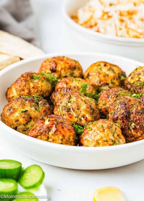 Easy Greek Chicken Meatballs (Baked - No Eggs) Greek Chicken Meatballs, Greek Meatballs Recipe, Easy Greek Chicken, Chicken Meatballs Healthy, Meatballs Baked, Chicken Meatballs Recipe, Baked Chicken Meatballs, Greek Meatballs, Satisfying Meals