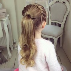 Starburst Braid, Sweethearts Hair Design, Sweethearts Hair, Hairstyle For Kids, Types Of Braids, Girl Haircut, Hot Hair Styles, Girl Haircuts, Braids For Kids