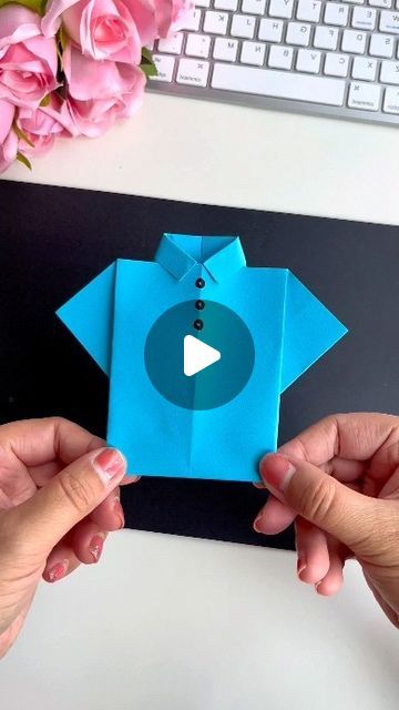 paper crafts creator on Instagram: ""Craft a Special Shirt for Dad This Father's Day"

Hashtags:#ParentChildHandmade #HandmadeDIY #FathersDayHandmade #FathersDayGift #DIYForDad" Craft Ideas Paper, Paper Craft Ideas, Shirt Making, Childrens Crafts, June 16, Kids And Parenting, Paper Craft, Making Ideas, Crafts To Make