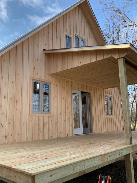 Amish Gable Cabins Shed Roof With Gable, Amish Built Cabins, Dovetail Log Cabin, Log Cabin With Cedar Shakes, 12x32 Lofted Barn Cabin Interior, Small Prefab Cabins, Prefab Log Cabins, Pre Built Cabins, Small House Kits