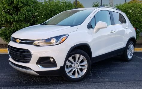 Chevy Suv, City Highway, Crossover Suv, Chevrolet Trax, Car Chevrolet, Car Ideas, Diy Cat, Boho Aesthetic, Latest Cars