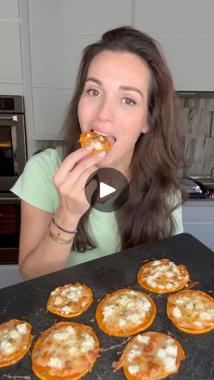 1M views · 18K reactions | Cheesy Butternut Squash Slices✨ https://hungryhappens.net/cheesy-butternut-squash-slices/ | hungry happens Cheesy Butternut Squash Slices, Baked Slices, Cheesy Butternut Squash, Hungry Happens, Baked Butternut Squash, No Cook Appetizers, Fall Appetizers, Recipes Lunch, Fall Snacks