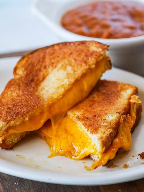 Air Fryer Grilled Cheese - Upstate Ramblings Air Fryer Grilled Cheese, Breakfast Sides Dishes, Perfect Grilled Cheese, Grilled Ham And Cheese, Grilled Cheese Recipe, Crispy Bread, Crunchy Potatoes, Breakfast Sides, Grilled Ham