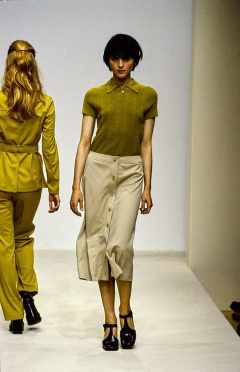 90s Prada, Wish On A Star, Runway 90s, Alex Mill, Prada Spring, Vintage Prada, 90s Runway, Miuccia Prada, Milan Fashion Weeks