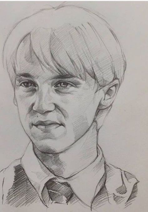 Draco Sketch, Draco Malfoy Sketch, Draco Drawing, Harry Potter Art Sketches, Harry Potter Drawings Sketches, Sketch Harry Potter, Draco Malfoy Drawing, Harry Potter Zeichnung, Drawing Ideas Sketching