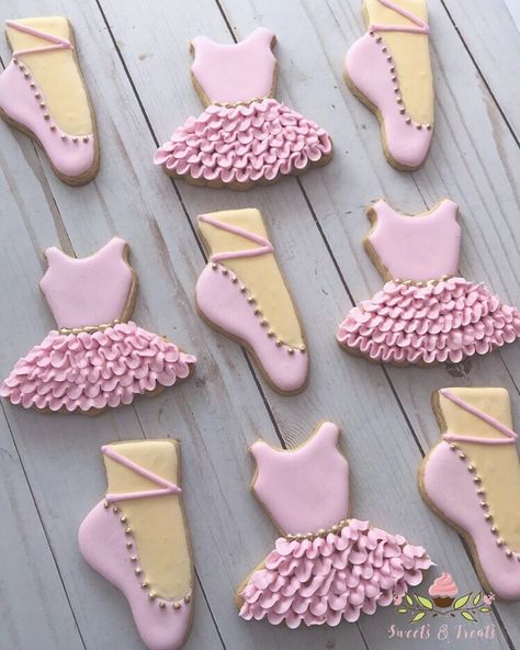 Sweets & Treats on Instagram: “🎀” Winter Cookie, Ballet Dress, Photo B, Ballet Slippers, Icing Cookies, Royal Icing Cookies, Decorated Cookies, Sweets Treats, Royal Icing