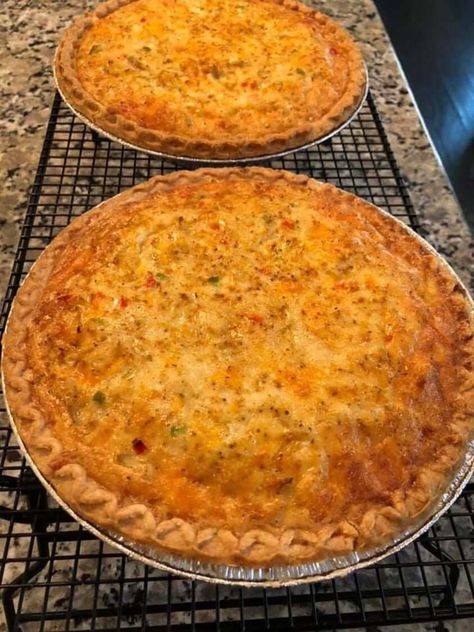 Crab Pie Recipe, Crab Pie, Crab Quiche, Lump Crab Meat, Crab Meat Recipes, Crab Dishes, Lump Crab, Pie Crusts, Lobster Recipes