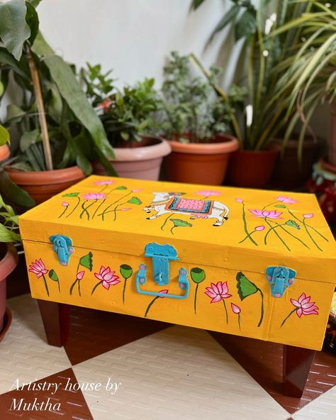 Table with a tale! Upcycled trunk box painting gets a fresh new look!!📦 DM for orders #upcycledfurniture #trunkboxart #furnituretransformation #storagetrunk #trunktransformation Box Painting, Trunk Box, Trunk Boxes, Storage Trunk, Upcycled Furniture, Box Art, Trunk, New Look, Furniture