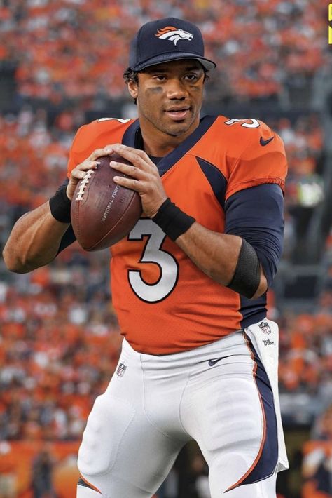 Russel Wilson, Denver Broncos Players, Broncos Players, Nfl Broncos, Denver Broncos Football, John Elway, Broncos Football, Bleacher Report, Russell Wilson