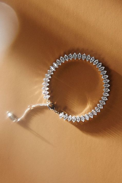 Single Pearl Necklace, Diamond Bracelet Design, Crystal Chandelier Earrings, Ankle Chain, Vintage Inspired Jewelry, Wedding Party Jewelry, Mini Hoop Earrings, Bride Accessories, Tennis Necklace