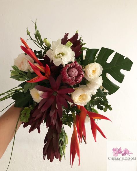 Beach Bridal Bouquet, Weddings At The Beach, Moody Tropical, Red Flower Bouquet, White Lisianthus, Red Bridal Bouquet, Tropical Bouquet, Philippine Wedding, Jade Wedding