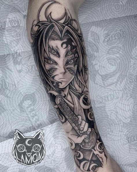 Tattoo-Tatuador-anime-geek-SP on Instagram: "Kokushibo - Kimetsu no Yaiba - TATTOO O demônio mais forte de Muzan e a única pessoa que os ancestrais demoníacos parecem realmente respeitar. Kokushibo nunca deixou seu lugar no Alto Rank One, e com a permissão de Muzan, ele consumirá qualquer demônio que o desafie em “Combate de Sangue” para tomar seu lugar. Akaza, que desafiou Kokushibo três vezes, foi o único que foi poupado por Kokushibo depois de derrotá-lo, isso como um sinal de respeito pelo Maa Tattoo Designs, Dbz Tattoo, Slayer Tattoo, Black Men Tattoos, Tattoo Japanese Style, Attack On Titan Tattoo, Beginner Tattoos, Manga Tattoo, X Tattoo