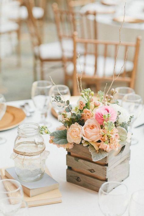 charming wood crate centerpieces ideas Crate Centerpieces, Rustic Wedding Decorations, Tafel Decor, Rustic Centerpieces, Rustic Wedding Centerpieces, Vintage Wedding Decorations, Shabby Chic Wedding, Wedding Forward, Wooden Projects