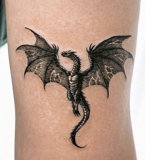 Small Dragon Tattoo Designs, Wyvern Tattoo, Dragon Tattoo Simple, Tattoo Ideas Men, Tattoo Mujer, Minimal Tattoo Ideas, Neon Tattoo, Small Dragon Tattoos, Dragon Sleeve