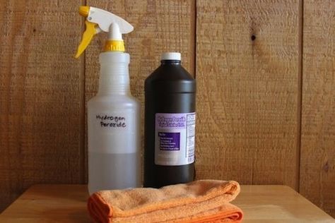 How to Clean Slate - Hydrogen Peroxide Cleaning Solution for stains. Need to look out for teak oil to make it pretty again Slate Floors, Tablet Recipe, Homemade Toilet Cleaner, Clean Baking Pans, Cleaning Painted Walls, Glass Cooktop, Deep Cleaning Tips, Clean Slate, Hydrogen Peroxide