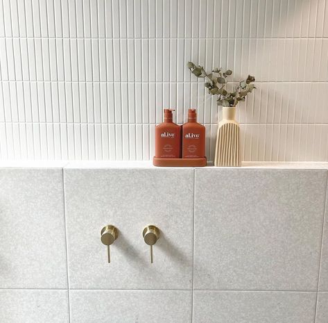 White Kit Kat Tiles, Kit Kat White, Kit Kat Tiles, White Terrazzo, White Bathroom Tiles, Kit Kat, White Tiles, Brushed Brass, Tile Bathroom