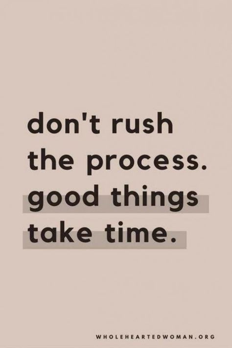 Looking for a little inspiration? Whether you're looking for some fitspiration and motivation to work out and exercise, need to get more energy to wake up in the morning, or searching for a little encouragement to keep working toward your life goals, look to these 100 seriously motivational quotes to inspire you to live your life to the fullest and make the changes necessary to make your dreams a reality. Loose Weight In A Week, Truth Ideas, Amazing Inspirational Quotes, Good Things Take Time, Women Motivation, Quotes Inspirational Positive, Super Quotes, Best Motivational Quotes, Trendy Quotes