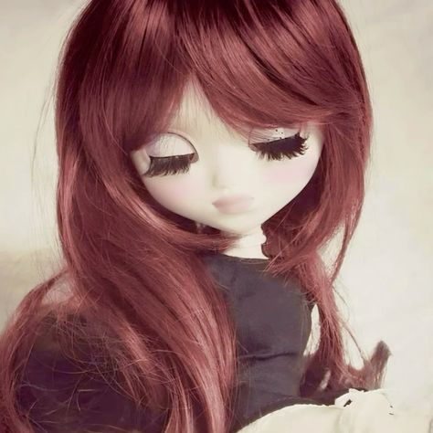 Cherry Red Hair Blythe Doll, Dyed Red Hair Aesthetic, Redhead Blythe Doll, Blythe Dolls Red Hair Brown Eyes, Blythe Doll Icon, Red Hair Blythe Doll, Tan Blythe Doll, Blythe Doll Red Hair, Blythe Doll Brown Hair