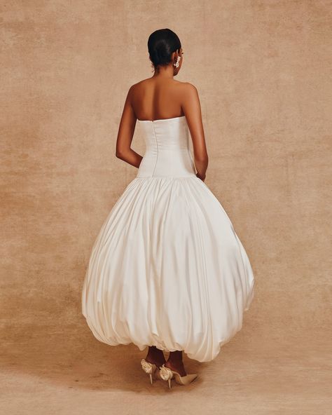 Bridal – Page 4 – Hanifa Voluminous Skirt, Beautiful Silhouette, High Low Skirt, Dear Future Husband, Bridal Inspo, Dear Future, Satin Top, New Tops, Bridal Looks