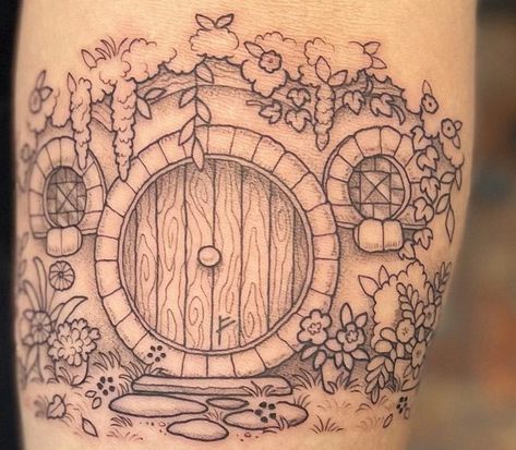 Hobbit House Tattoo, Lotr Pottery, Fairy Door Tattoo, Hobbit Door Tattoo, Hobbit Hole Tattoo, Hobbit Tattoo Ideas, Hobbit Drawing, Cozy Tattoo, Hobbit Tattoo