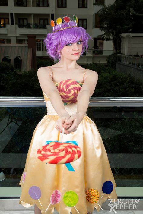 Princess Lolly Cosplay Candyland by HatterSisters on deviantART Princess Lolly Costume Diy, Lollipop Costume, Candyland Costume, Princess Lolly, Candy Land Costumes, Candyland Lollipop, Candy Costumes, Clever Halloween Costumes, Candyland Party