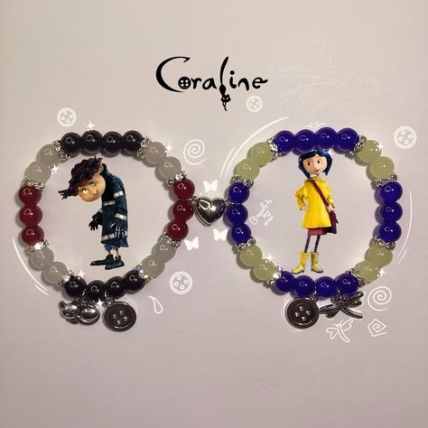 * Caroline and Wybie * matching Bracelet Available in Store #coraline #coralinejones #wybie #braceletsoftheday #bracelets #pulseiras #matchingbracelets #couplesbracelets #beadedbracelets #braceletsofinstagram #jewlerygram #coralineandwybie #wybielovat #timburton #explorepage #explorepage✨ #fyp #viral #coralineedit #coralinecosplay #laikastudios #laika #postsofinstagram #posts Caroline And Wybie, Coraline Bracelet, Coraline And Wybie, Coraline Aesthetic, Matching Couple Bracelets, Halloween Dance, Coraline Jones, Corpse Bride, Couple Bracelets