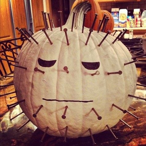 Pumpkin Pinhead Pinhead Pumpkin, Scary Pumpkin Carving, Pumpkin Ideas, Scary Pumpkin, Pumpkin Decorating, Halloween Ideas, Fall Season, Pumpkin Carving, Carving