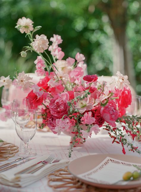 Bright Pink Wedding Flowers, Lina Stores, Ranunculus Orange, Somerley House, Bas Mitzvah, Colorful Art Deco, Bright Pink Wedding, Flower Chair, Sarah Winward