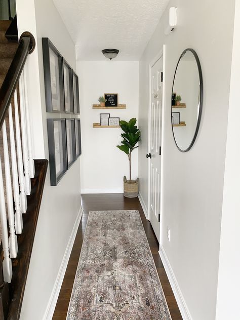 Modern Farmhouse Hallway Runner, Loft Hallway Ideas, Modern Hallway Runner, Upstairs Hallway Ideas Modern, Farmhouse Hallway Decor Narrow, Small Upstairs Hallway Ideas, Long Hallway Decorating Narrow, Remodel Hallway, Small Upstairs Hallway