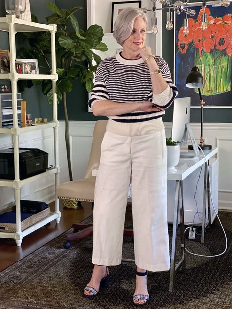 Wide Leg Linen Pants Outfit, Wide Linen Pants, Wide Leg Trousers Outfit, White Wide Leg Trousers, Drawstring Pants Outfit, Hot Pink Cardigan, Linen Pants Outfit, Striped Linen Pants, Wide Leg Pants Outfit